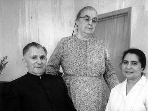 Lewis and Cora Martin (left) with Franca Ceraulo, the first Mennonite baptized in Palermo, Sicily. Photo: VMC Archives